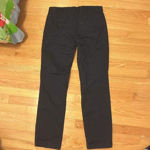 GAP Chinos in Dark Navy Blue - Picture 4 of 5